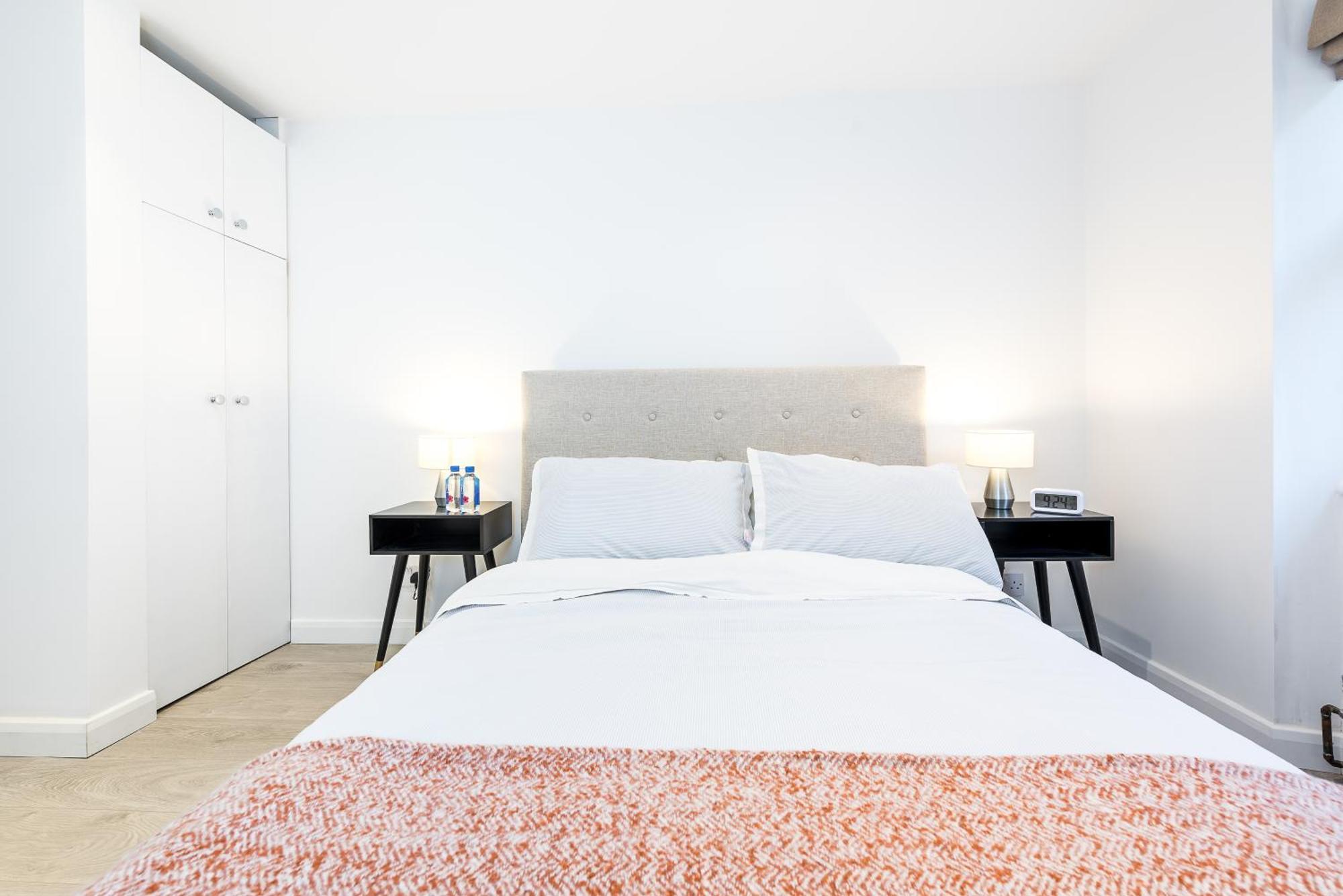 Appartamento Casa Italia Near Kings Road In Chelsea With Wifi & Washing Machine Londra Esterno foto